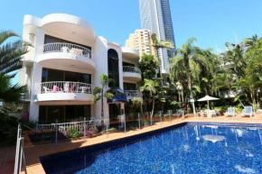 St Tropez Resort, Surfers Paradise